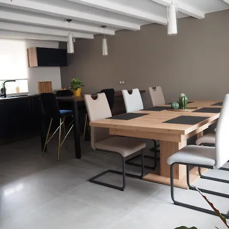 Le Renouveau Avec Jacuzzi Privatif Ferienhaus *