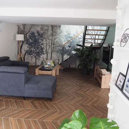 Le Renouveau Avec Jacuzzi Privatif Ferienhaus *