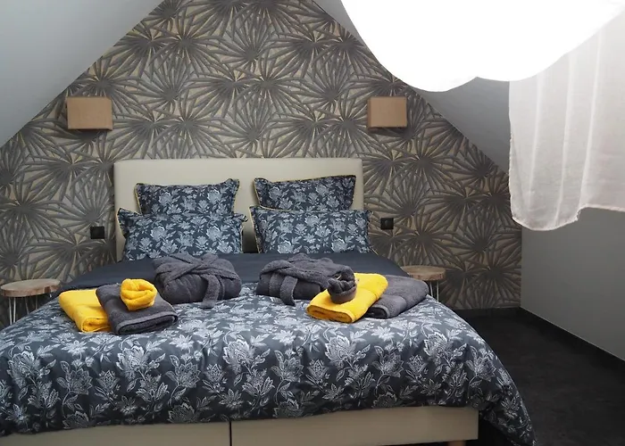 Le Renouveau Avec Jacuzzi Privatif 度假居 *