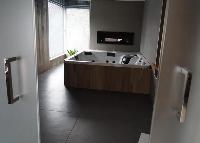 Le Renouveau Avec Jacuzzi Privatif *