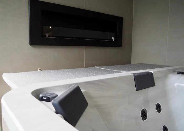 Le Renouveau Avec Jacuzzi Privatif Prázdninový dům *