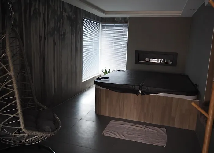 Le Renouveau Avec Jacuzzi Privatif * Laveline